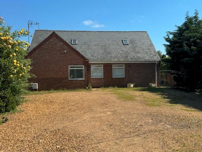 5 Bedroom Detached House For Sale In Whittlesey Road, March, Cambridgeshire, PE15