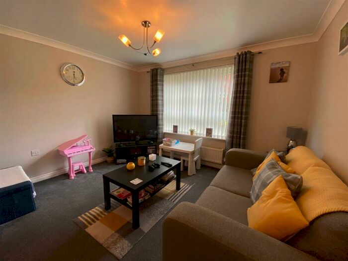 2 Bedroom Apartment To Rent In Lauder Way, Pelaw, Gateshead, NE10