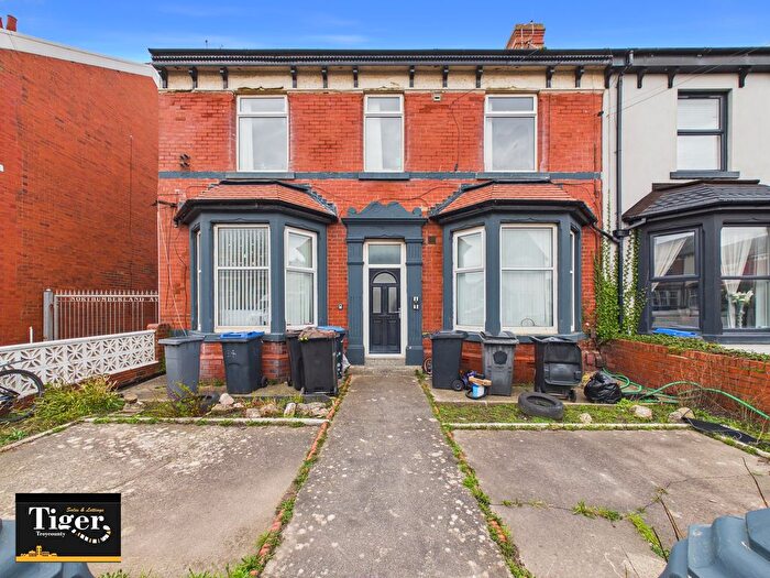 6 Bedroom Block Of Flats For Sale In Northumberland Avenue, Blackpool, FY2