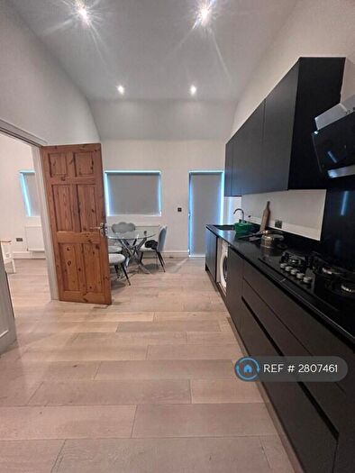 4 Bedroom Flat To Rent In Blenheim Park Road, South Croydon, CR2