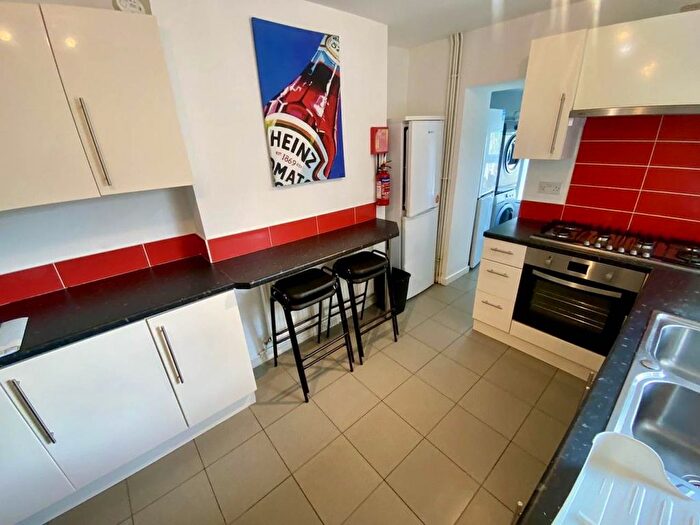 6 Bedroom Property To Rent In Marlborough Road, Brynmill, Swansea, SA2