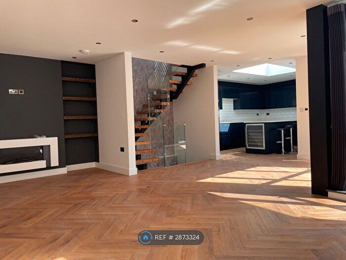 4 Bedroom Detached House To Rent In Uplands Road, London, N8