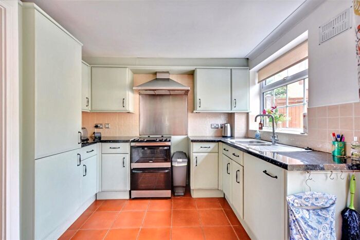 2 Bedroom End Of Terrace House For Sale In Canonbie Close, Arnold, Nottingham, NG5