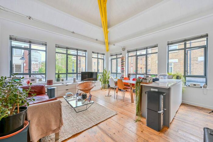 2 Bedroom Flat To Rent In Whitecross Street, Clerkenwell, London, EC1Y