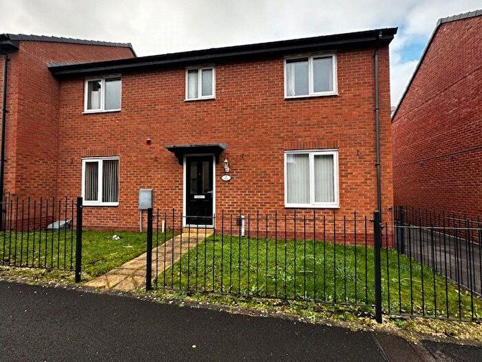 4 Bedroom Semi-Detached House To Rent In Darrall Road, Lawley Village, Telford, Shropshire, TF4