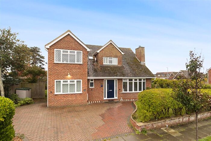 4 Bedroom Detached House For Sale In Tudor Close, Seaford, BN25