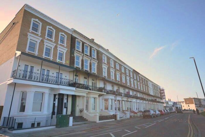 2 Bedroom Flat To Rent In Ethelbert Crescent, Cliftonville, CT9