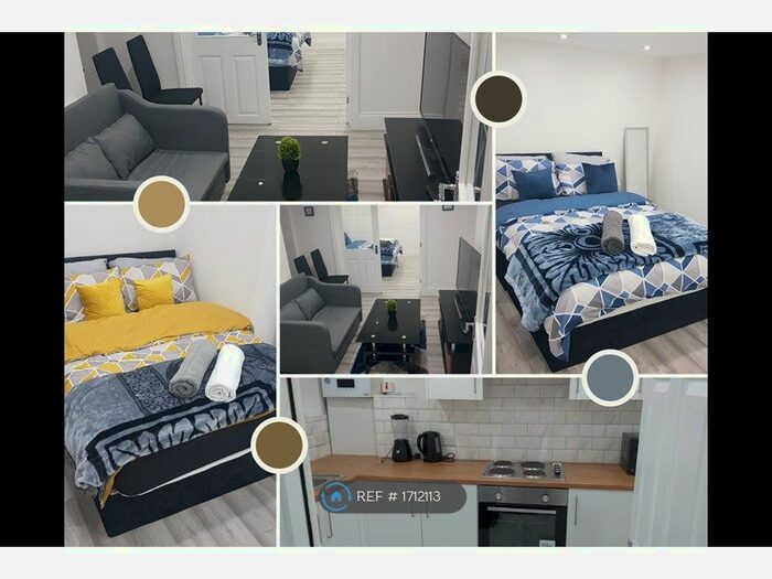 3 Bedroom Terraced House To Rent In Orlop Street, London, SE10