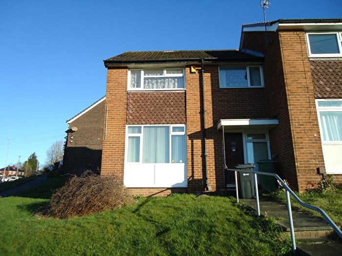 3 Bedroom End Terrace House To Rent In Poplar Way, Leeds, LS13