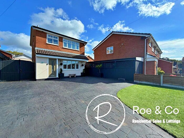 3 Bedroom Detached House For Sale In Southleigh Drive, Bolton, BL2