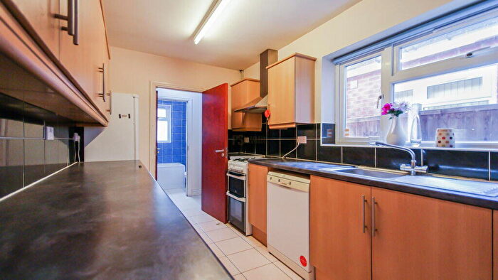 5 Bedroom Terraced House To Rent In Hubert Road, Selly Oak, Birmingham, B29
