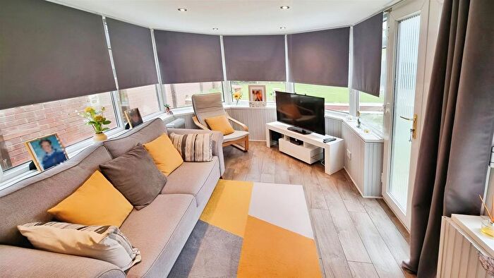 4 Bedroom Detached House For Sale In Vicarage Gardens, Willington, Crook, DL15