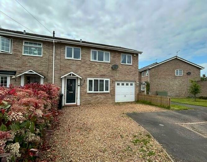 4 Bedroom House To Rent In Regent Close, Dereham, NR19