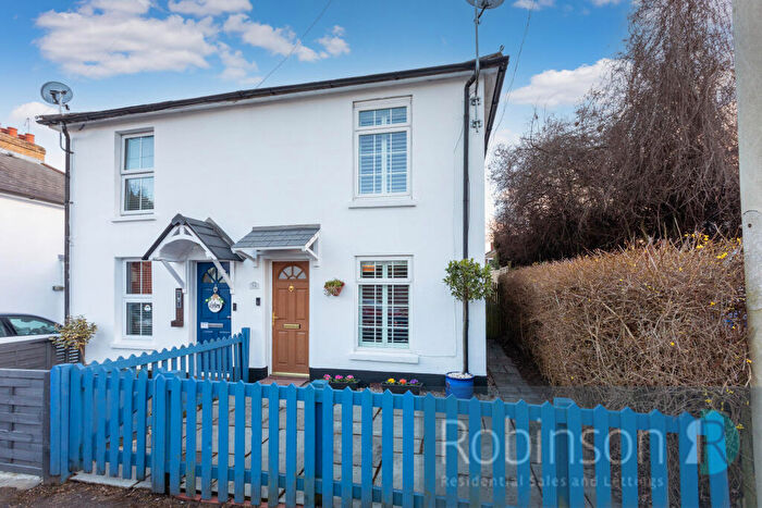 2 Bedroom Semi-Detached House For Sale In South Road, Maidenhead, Berkshire, SL6