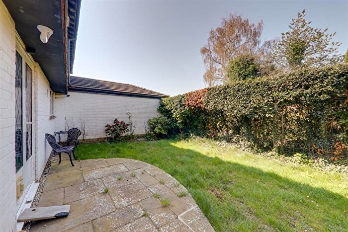 3 Bedroom Semi-Detached House For Sale In Penlan, West Chiltington, RH20