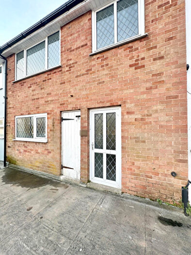 3 Bedroom Maisonette To Rent In Ringwood Highway, Coventry, CV2