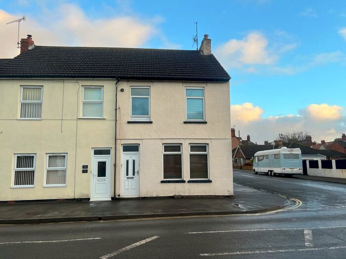 2 Bedroom Apartment To Rent In Langer Road, Felixstowe, IP11