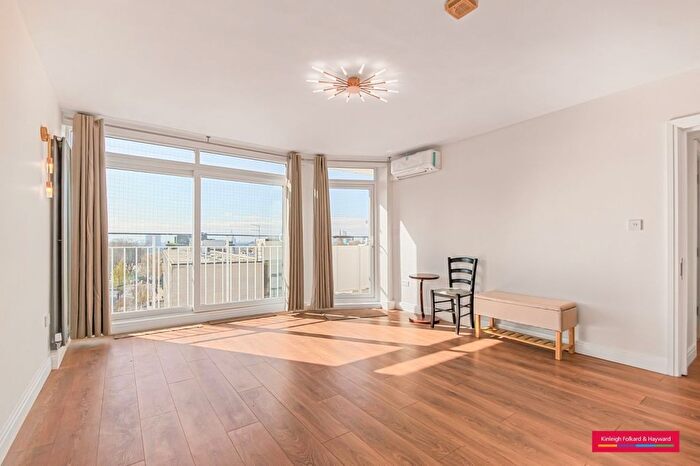 2 Bedroom Flat To Rent In Notting Hill Gate, London, W11