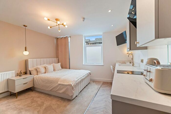 Studio To Rent In Room, Drewry Lane, DE22