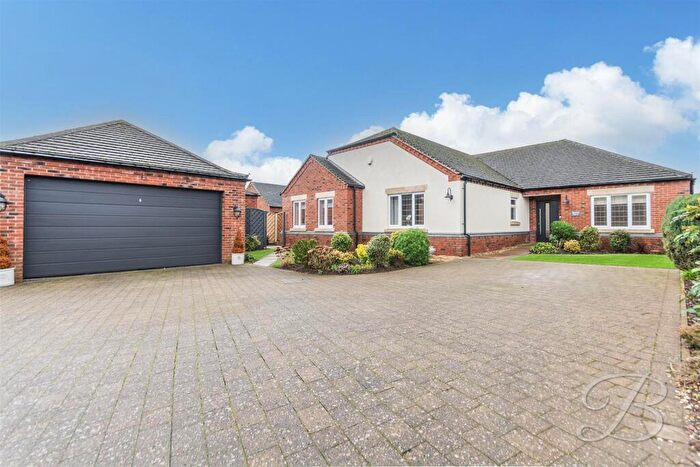 4 Bedroom Bungalow For Sale In Penniment Lane, Mansfield, NG19