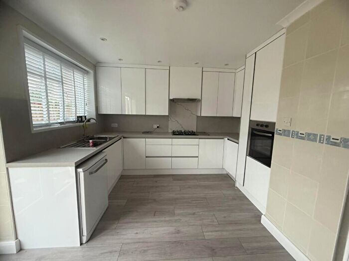3 Bedroom Semi Detached House To Rent In Edinburgh Crescent, Waltham Cross, Hertfordshire, EN8
