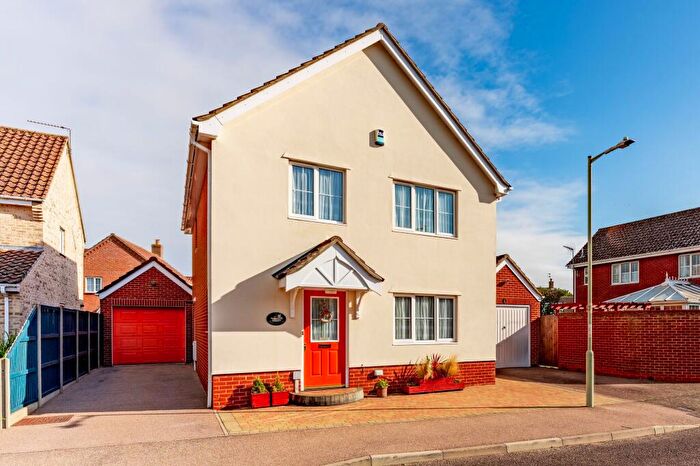 4 Bedroom Detached House For Sale In Ark Close, Kessingland, NR33