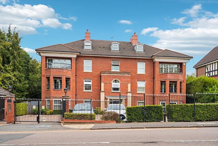 2 Bedroom Flat To Rent In EastburyAvenue, Northwood, HA6