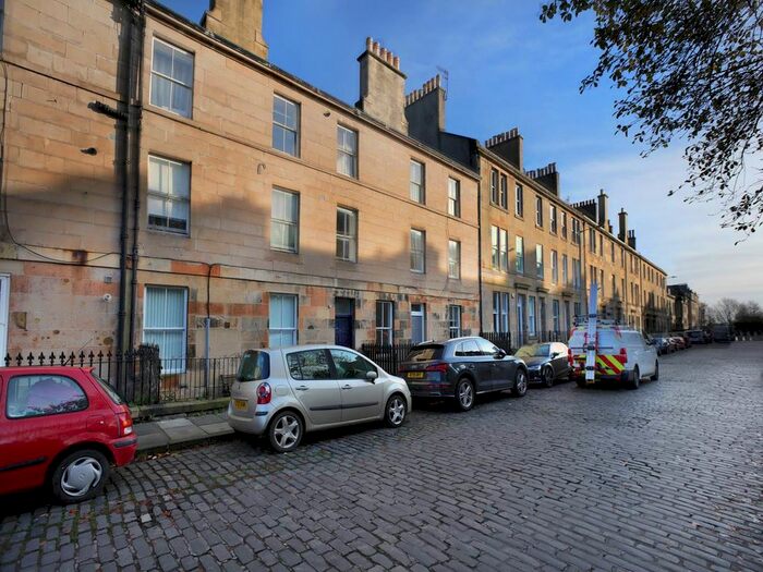 2 Bedroom Flat To Rent In Madeira Street, Edinburgh, EH6