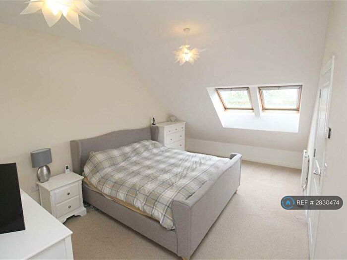 4 Bedroom Semi Detached House To Rent In Hayton Way, Tattenhoe Park, Milton Keynes, MK4