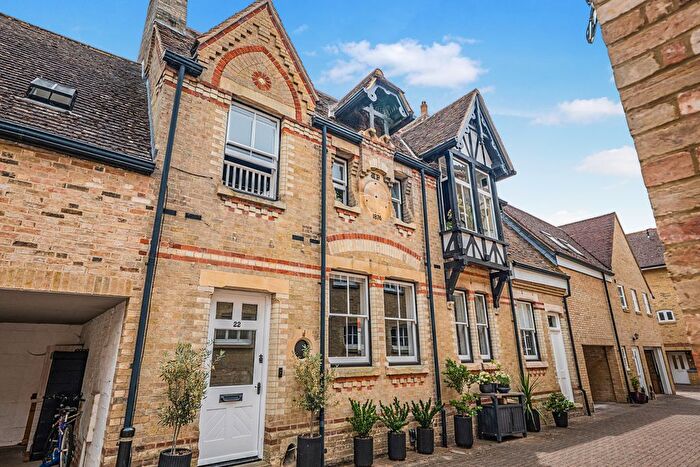 2 Bedroom Terraced House For Sale In Chandlers Wharf, St. Neots, PE19