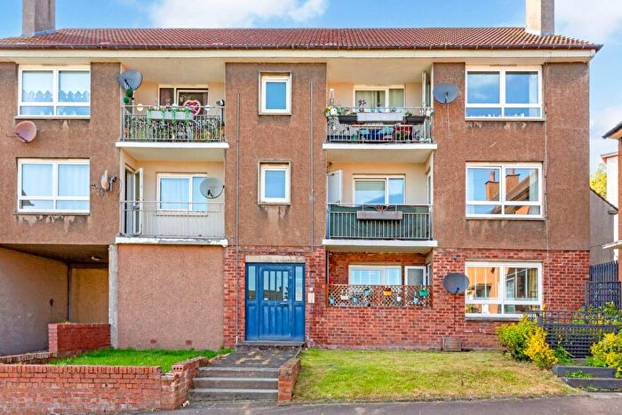 2 Bedroom Flat For Sale In Spence Avenue, Burntisland, KY3