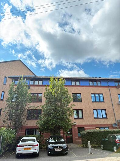 2 Bedroom Flat To Rent In Cornwall Street Kinning Park Glasgow, G41