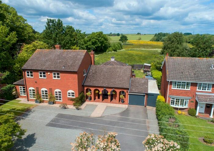5 Bedroom Detached House For Sale In Main Road, Haunton, Staffordshire, B79