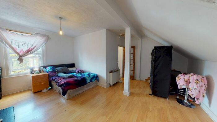 Studio To Rent In Langdale Road, Thornton Heath, CR7