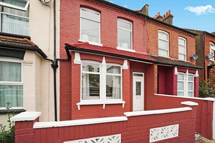 3 Bedroom Terraced House For Sale In Grange Park Road, Thornton Heath, CR7