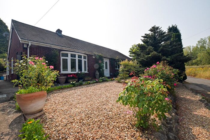 3 Bedroom Detached Bungalow For Sale In Shrubbery Road, Ketley Bank, TF2