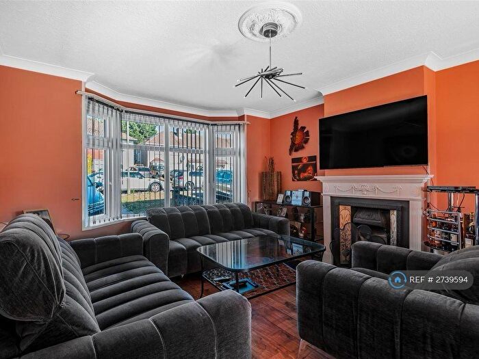 4 Bedroom Semi-Detached House To Rent In Harcourt Avenue, Edgware, HA8