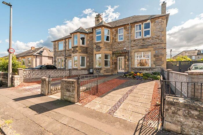 2 Bedroom Flat For Sale In Parkgrove Drive, Edinburgh, EH4