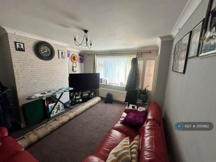 3 Bedroom Terraced House To Rent In Kendal Drive, Leeds, LS15