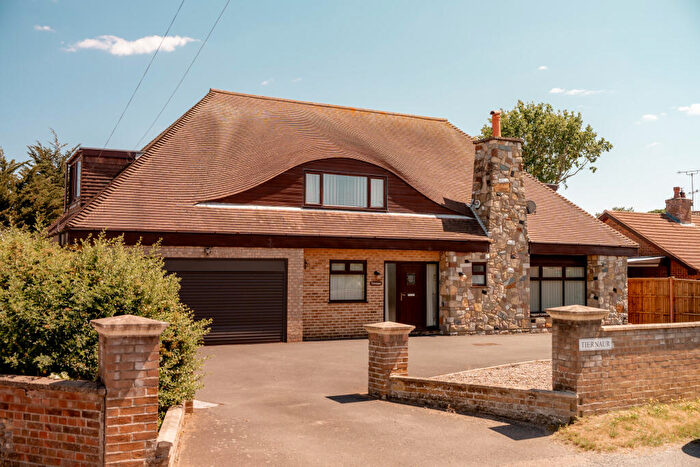 4 Bedroom Detached House For Sale In Tiernaur, Butt Lane, Burgh Castle, Norfolk, NR31