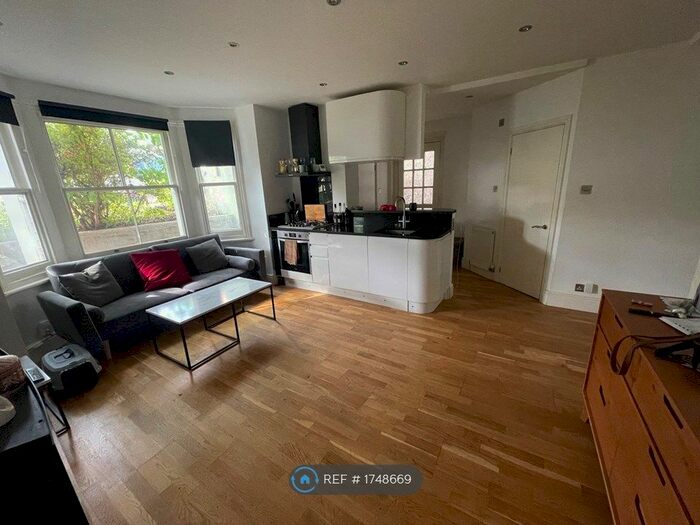 2 Bedroom Flat To Rent In Chiswick High Road, London, W4