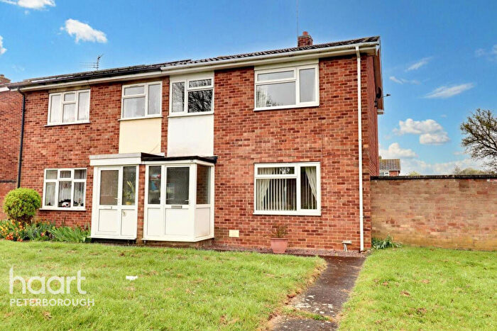 3 Bedroom Semi Detached House For Sale In Bradden Street, Westwood, PE3