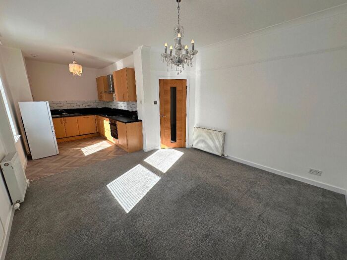 2 Bedroom Flat To Rent In Brown Street, Broughty Ferry, Dundee, DD5