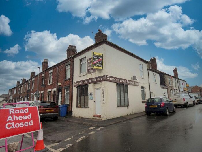 1 Bedroom Flat To Rent In Guy Street, Bucknall, Stoke-On-Trent, ST2