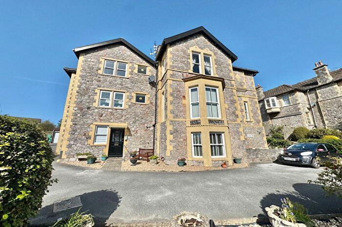 2 Bedroom Flat For Sale In Arundell Road, Weston-Super-Mare - No Onward Chain!, BS23