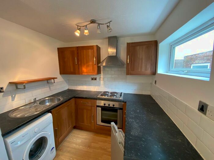 1 Bedroom Flat To Rent In The Heights, Swindon, SN1