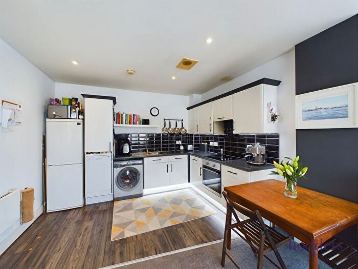 2 Bedroom Apartment To Rent In Chertsey, Surrey, KT16