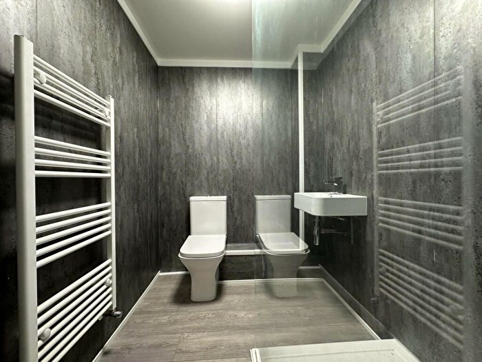 7 Bedroom Flat To Rent In Uttoxeter New Road, Derby, DE22