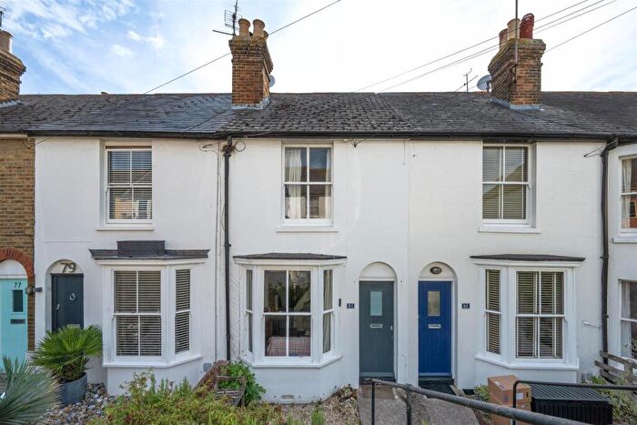 2 Bedroom Terraced House For Sale In Island Wall, Whitstable, CT5