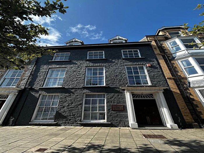 1 Bedroom Flat To Rent In North Parade, Aberystwyth, Ceredigion, SY23